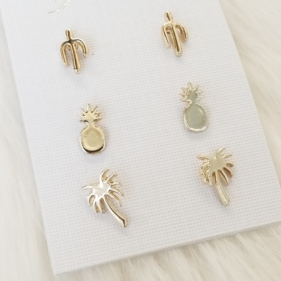 Set of 3 Earrings - Picture 2 of 3